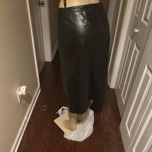 GAP Black genuine Leather A lined Pencil Skirt